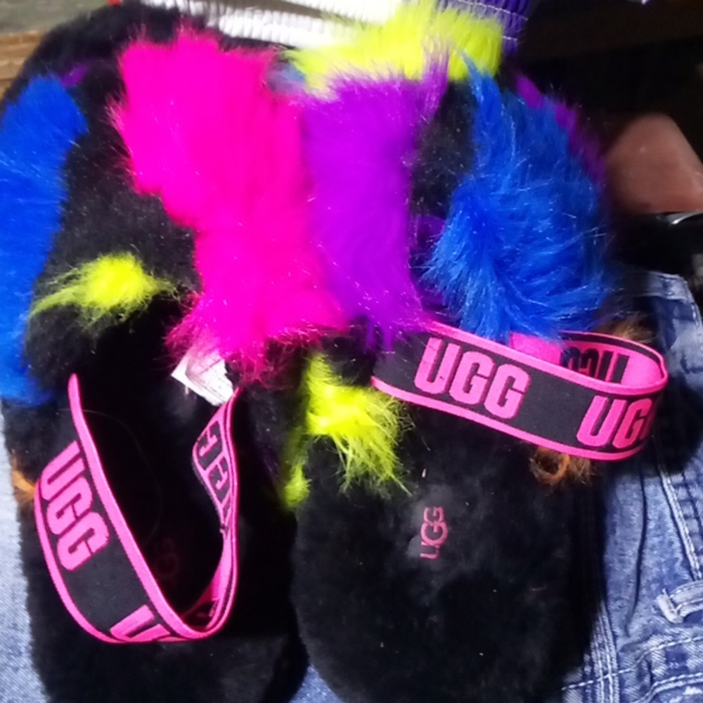 Ugh slippers size 9